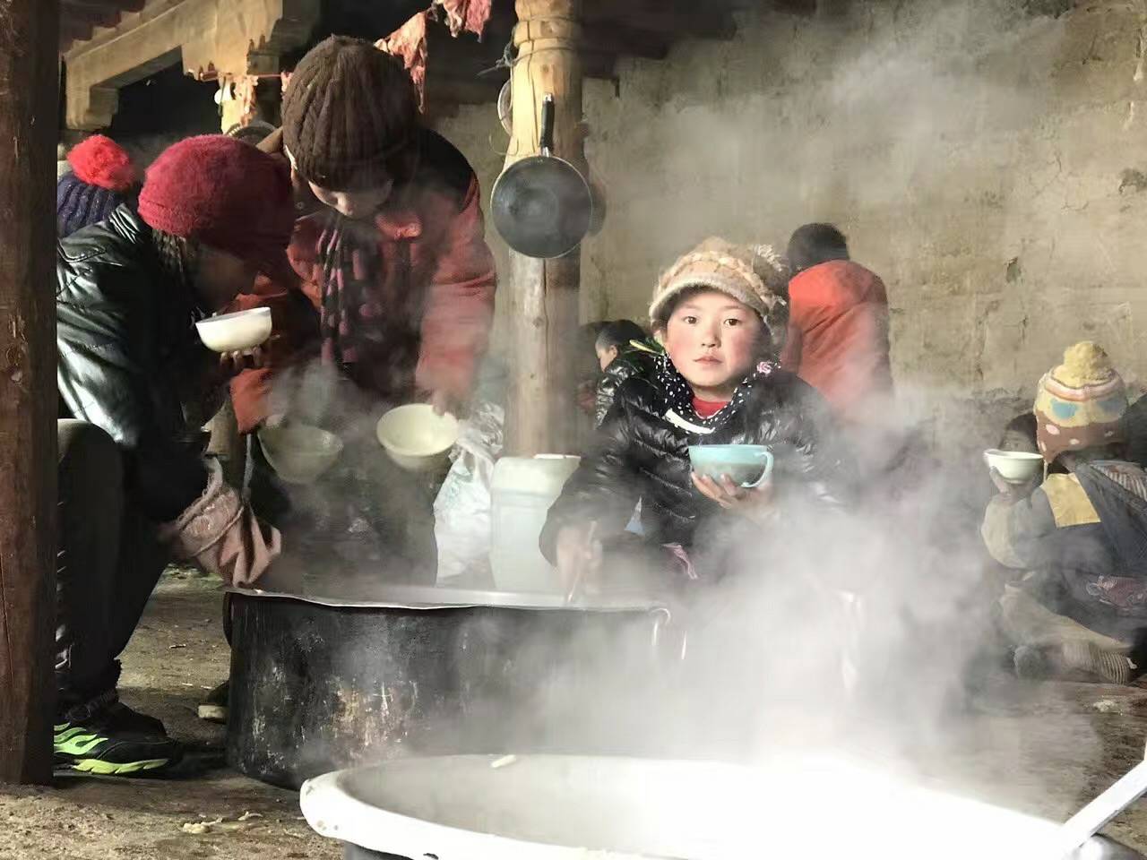 重庆承泽城市绿化发展有限公司公益回顾丨家国同欢月同圆 温暖满载甘孜州(图10)